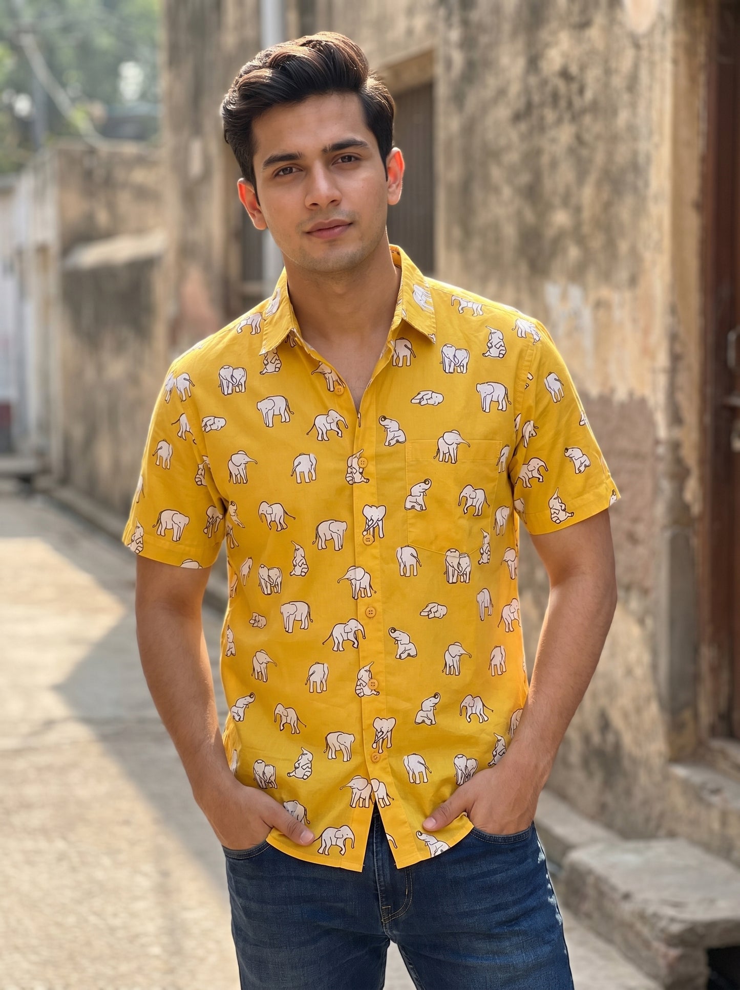 Yellow Elephant printed half shirt